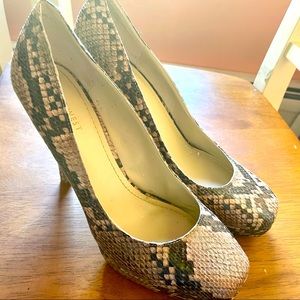 Snakeskin 4” Pumps